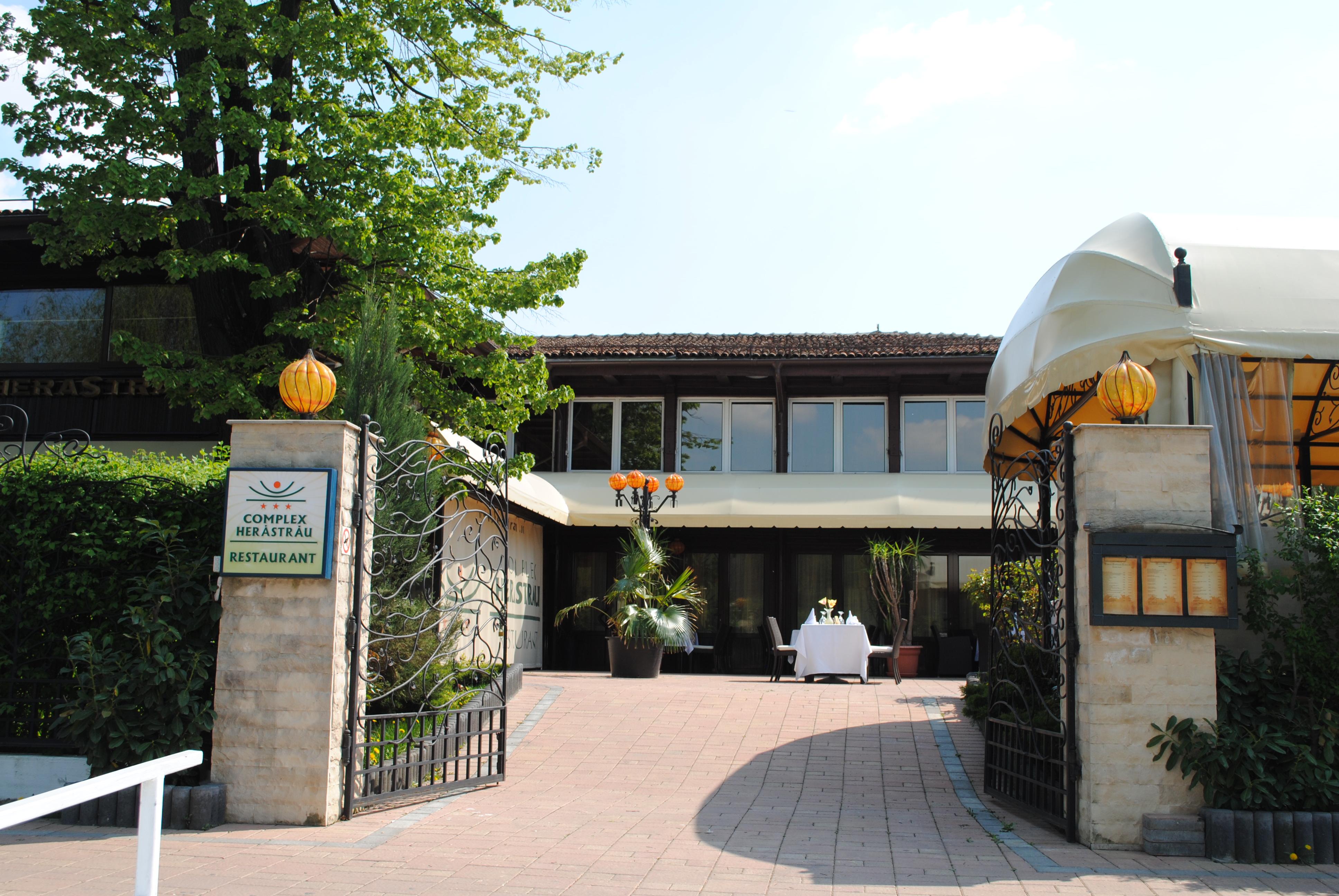 Hotel Herastrau Bucareste Exterior foto