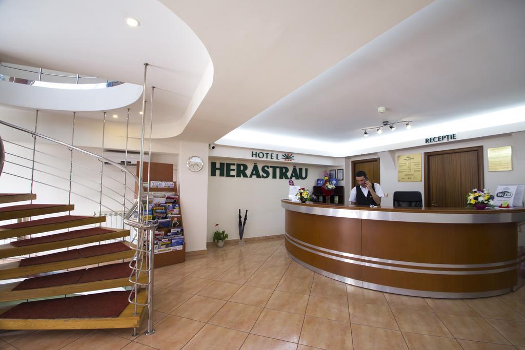 Hotel Herastrau Bucareste Exterior foto